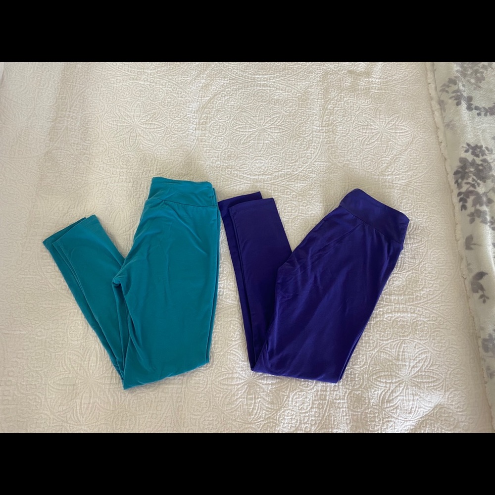 2 pairs of LuLaRoe